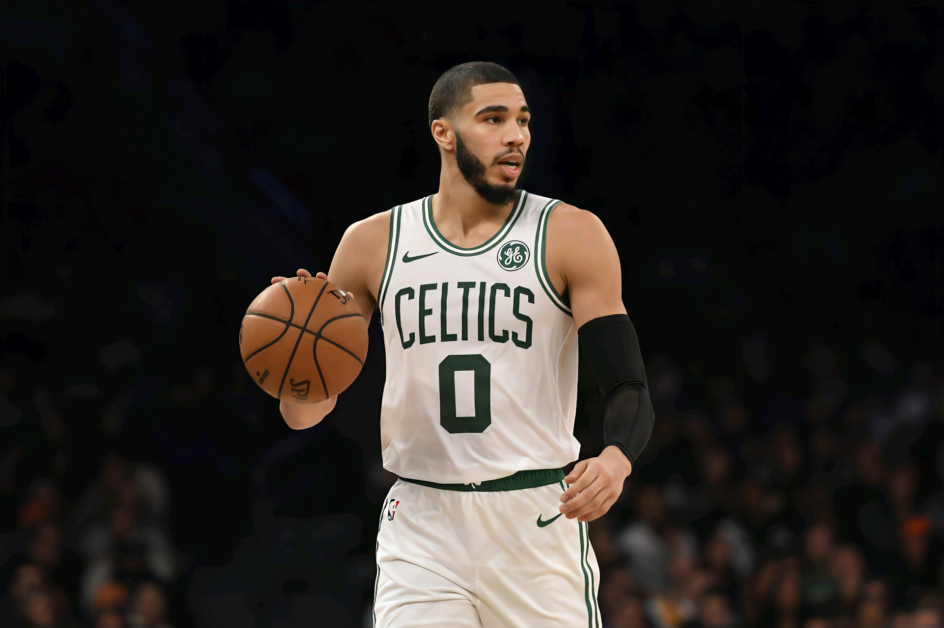 爱游戏-波士顿凯尔特人训练开放日，今夜战术微调引欢呼，欧篮联在即，数据趋势出现新变化的简单介绍